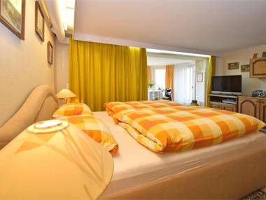 Apartment in Teutoburg Forest in an attractive location with garden and sunbathing lawn