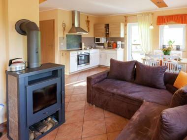 Charming Holiday Home in Hohnstein ot Lohsdorf with Terrace