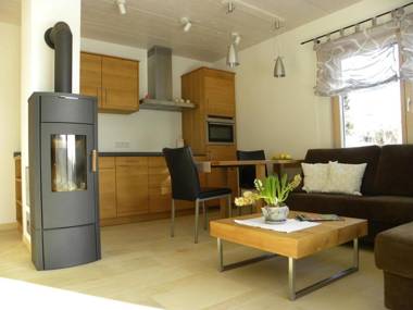 Haus unter den Eichen