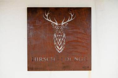 Hirsch-Lounge