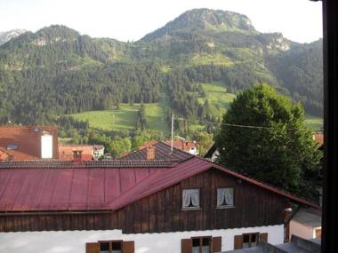 Allgaeublick-App23-Gaestehaus-in-Bad-Hindelang