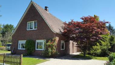 Ferienwohnung An der Eichenallee 35200