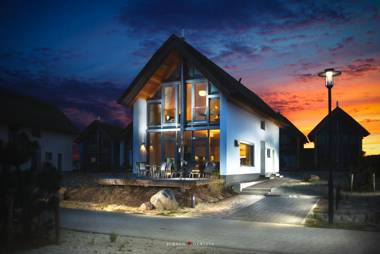 Ostsee - Reetdachhaus Nr 13 "Reethaus am Yachthafen" im Strand Resort