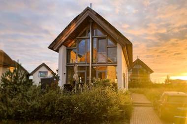 Ostsee - Reetdachhaus Nr 12 "Strandläufer" im Strand Resort