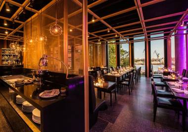 Empire Riverside Hotel