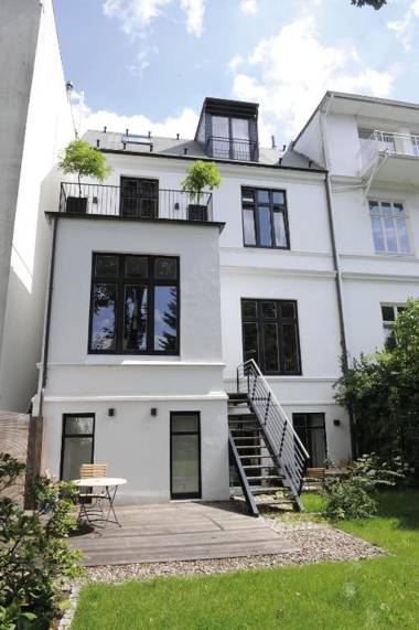 von Deska Townhouses - White House