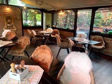 Air Muc Park Sleep & Fly