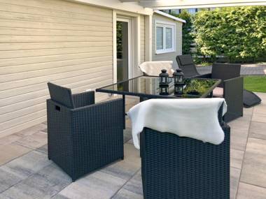 Cozy Holiday Home in Friedrichshöhe with Private Terrace