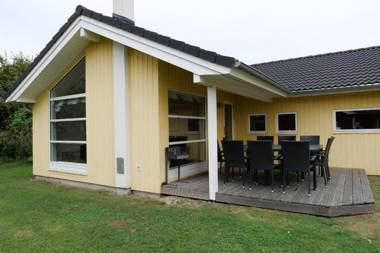 Resort 1 Surfer's Residence E 137