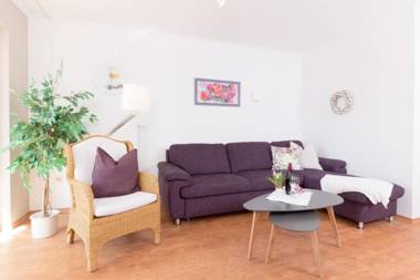 M5 Bungalow - Apartmenthaus Marienburger Str 4 - FERIENDOMIZIL HOLLICH