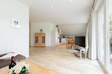 L4 - Ferienanlage Lindenstraße 1 - FERIENDOMIZIL HOLLICH