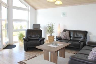 "Ferienhaus II - Hof Westensee"