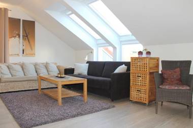 "Grüntal 8 - Whg 9" Wohlfühloase in ruhiger Lage 52 qm Wohnfläche zzgl 12 qm großzügiger Dachterrasse!