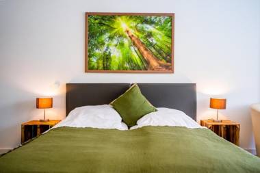 Studio 22 "Waldesglück"