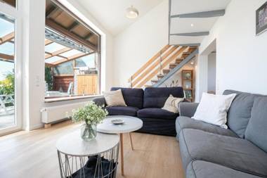 Rosengarten am Feldrand