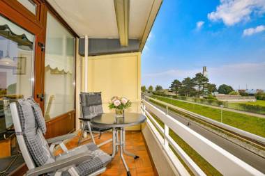 Ferienwohnung Dünenblick mit Balkon im Haus Belvedere