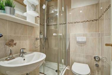 Ferienwohnung Deichsicht mit Balkon im Haus Belvedere