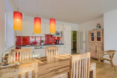 Kirchenstraße 18 Wohnung 13