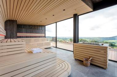 Hüttenhof - Wellnesshotel & Luxus-Bergchalets - Adults only