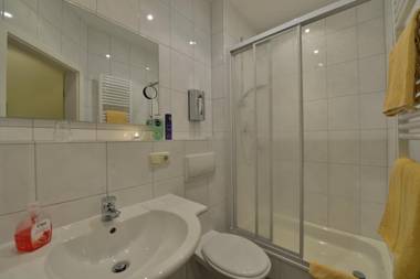 Hotel Neugebauer Am Rheinsteig