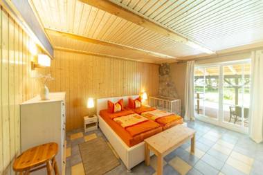 Ferienwohnungen im Reetdachhaus