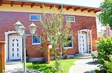 Ferienhaus zum Hafen in Altefaehr