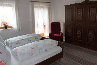 Appartementhaus "Haflinger Hof"