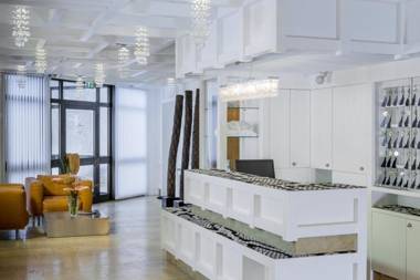 Hotel Hellers Twenty Four II -24h-Check-In-