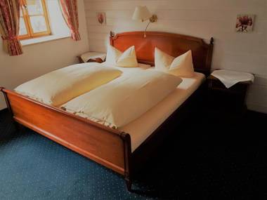 Gasthof Falkenstein - Metzgerei Schwaiger -