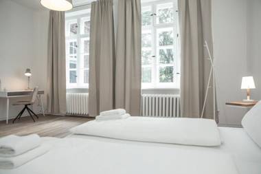 Boardinghouse Flensburg - by Zimmer FREI! Holidays