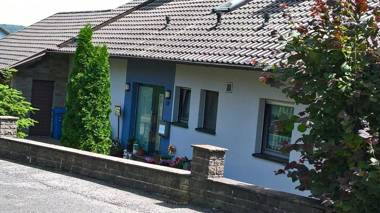 Ferienwohnung-Anja-Vermietung-unter-3G-Bedingungen-wegen-Arbeitsumfeld-in-Pflege