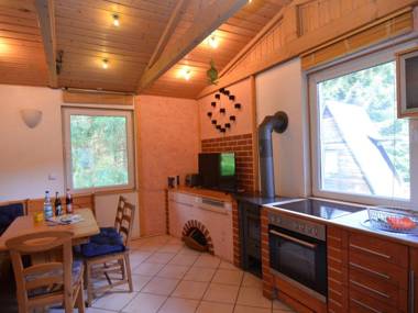 Holiday home for 6 persons close to a swimming pool