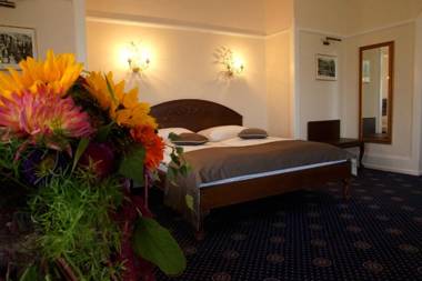 Schloss Hotel Wolfsbrunnen