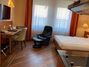 The KRAL - Business Hotel & Serviced Apartments