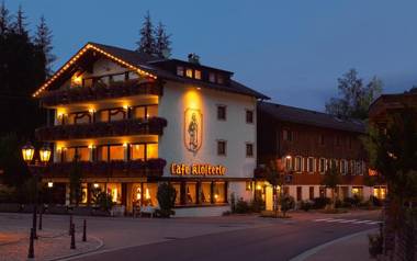 Hotel Hirsch mit Café Klösterle