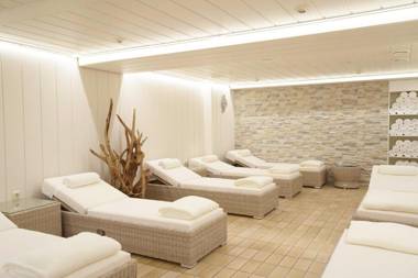 Hotel Seeblick & Ferienwohnung