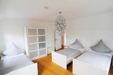 Villa EMG