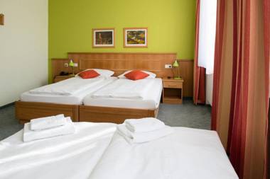 Land- und Golfhotel Alte Fliegerschule