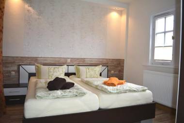 Ferienwohnungen "Altes Bachhaus"