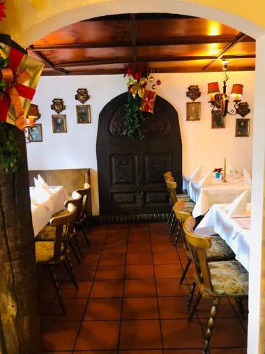 Landgasthof "Zum Schwarzen Roß"