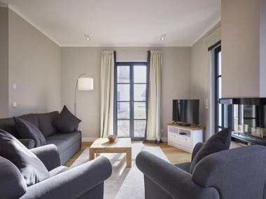 Reetland am Meer - Superior Reetdachvilla mit 2 Schlafzimmern und Kamin F06