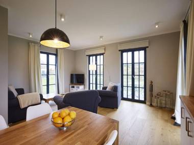 Reetland am Meer - Superior Reetdachvilla mit 2 Schlafzimmern F01
