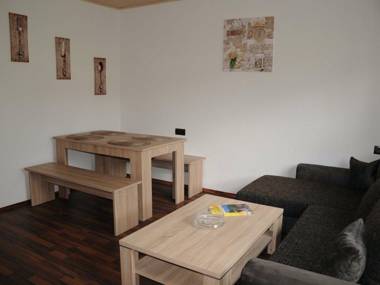 Spacious Apartment in Drachselsried with Sauna and Garden
