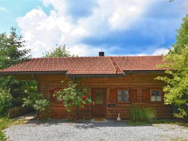 Vintage Holiday Home in Grafenried with Garden
