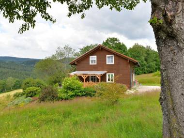 Detached holiday house in the Bavarian Forest in a very tranquil sunny setting