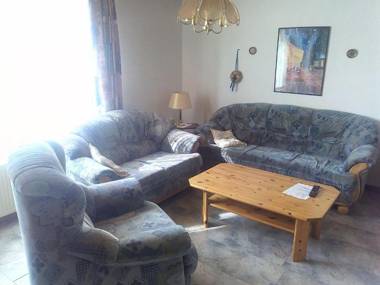 Strandnah-gelegen-Nordsee-Ferienanlage-Wohnung-Spiekeroog