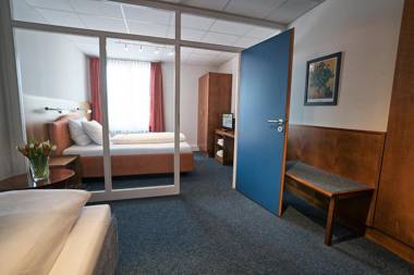 Hotel & Apart 4 you (ehemals Hotel Marienhof)