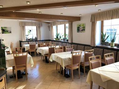 Hotel u. Restaurant Goldener Greifen