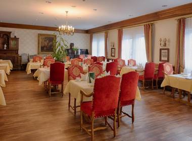 Schloßhotel Kurfürstliches Amtshaus Dauner Burg