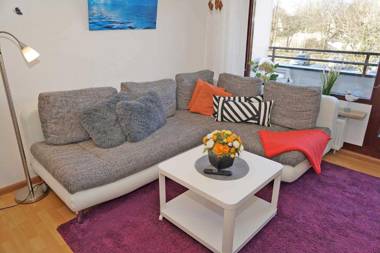 sonnige Ferienwohnung - wenige Meter zum Strand